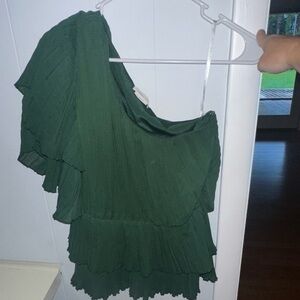 Gorgeous green lovers + friends top